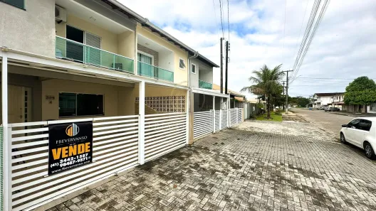 Sobrado com 3 Quartos à venda, 73m² no Brejatuba, Guaratuba