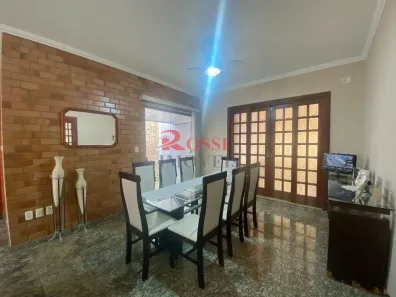 Casa com 4 Quartos à venda, 270m² no Zona Central, Rio Claro