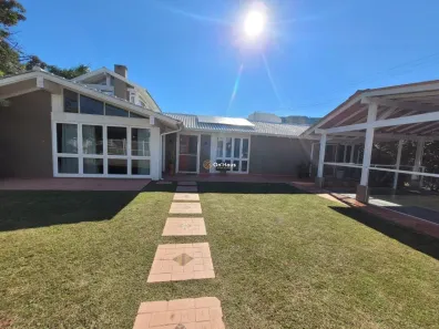 Casa com 4 Quartos à venda, 1080m² no Lagoa da Conceição, Florianópolis
