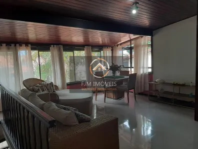 Casa com 6 Quartos à venda, 295m² no Piratininga, Niterói