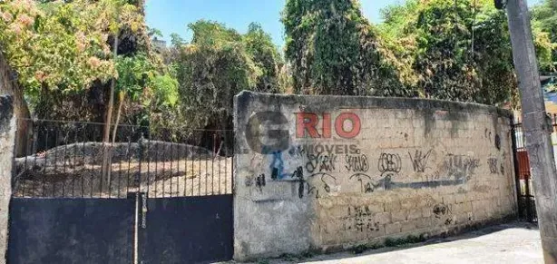 Lote/Terreno à venda, 682m² no Vila Valqueire, Rio de Janeiro