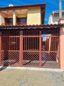 Sobrado com 3 Quartos para alugar, 125m² no Parque 9 de Julho, São Roque