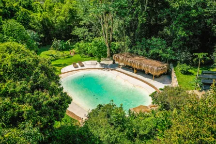 Casa de Condomínio com 4 Quartos à venda, 500m² no Cuiabá, Petrópolis