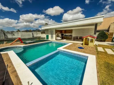 Casa de Condomínio com 4 Quartos à venda, 240m² no Luzardo Viana, Maracanaú