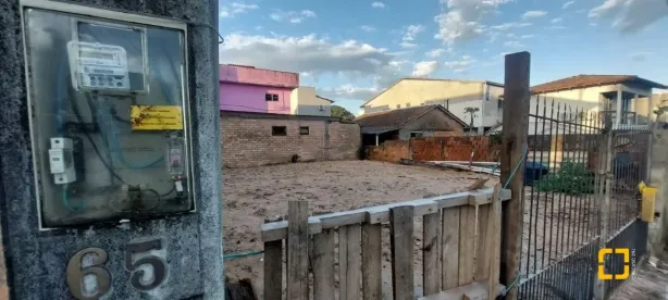 Lote/Terreno à venda, 126m² no Campeche, Florianópolis