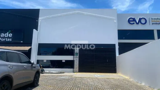 Galpão/Depósito/Armazém para alugar, 358m² no Alto Umuarama, Uberlândia