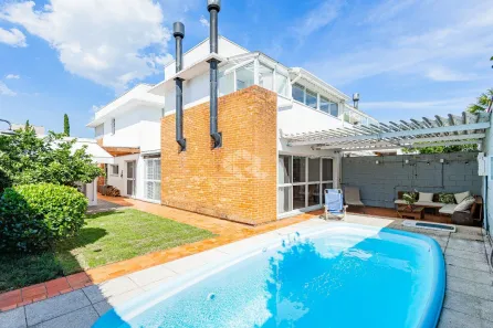 Casa de Condomínio com 3 Quartos à venda, 245m² no Lomba do Pinheiro, Porto Alegre