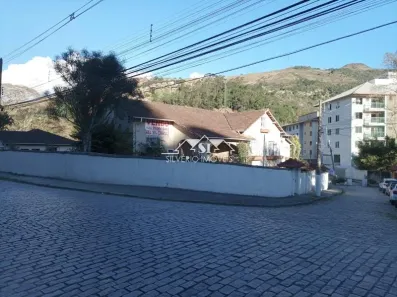 Casa com 5 Quartos à venda, 700m² no Retiro, Petrópolis