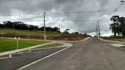 Lote/Terreno à venda, 1000m² no Jardim Amélia, Pinhais