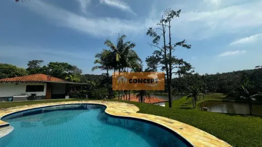 Fazenda/Sítio com 4 Quartos à venda, 750m² no Quinta Divisão, Suzano