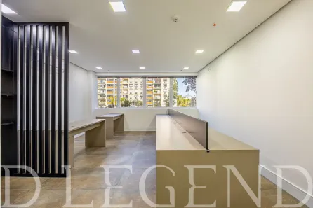 Sala Comercial para alugar, 33m² no Mont Serrat, Porto Alegre