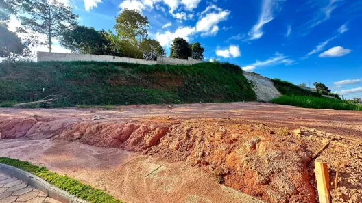 Lote/Terreno à venda, 405m² no Marilândia, Juiz de Fora