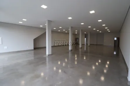 Ponto Comercial para alugar, 250m² no Lago Igapó, Londrina