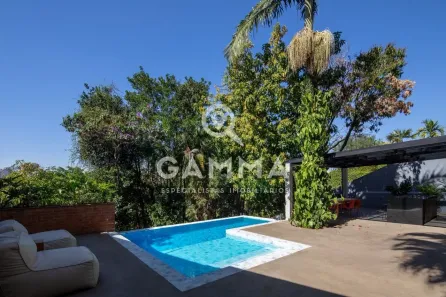 Casa com 3 Quartos à venda, 400m² no Pacaembu, São Paulo