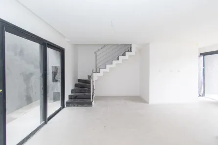 Sobrado com 3 Quartos à venda, 139m² no Pilarzinho, Curitiba