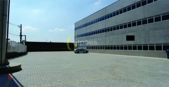 Galpão/Depósito/Armazém para alugar, 3360m² no Granja Viana, Cotia