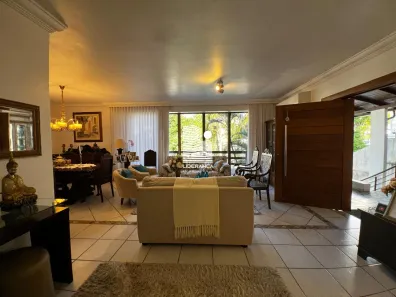 Casa com 3 Quartos à venda, 240m² no Carvoeira, Florianópolis