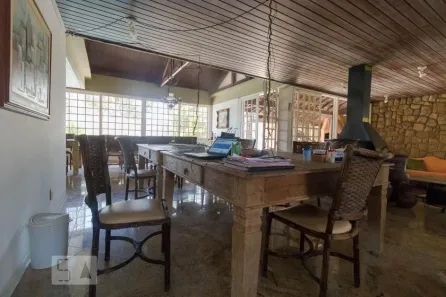 Casa com 5 Quartos à venda, 438m² no Vila Brandina, Campinas