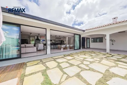 Casa com 3 Quartos à venda, 300m² no Cajuru, Curitiba