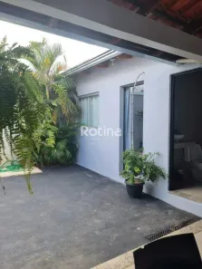 Casa com 5 Quartos à venda, 210m² no Pampulha, Uberlândia