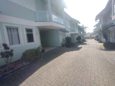 Casa de Condomínio com 3 Quartos para alugar, 130m² no Vila Bom Princípio, Cachoeirinha