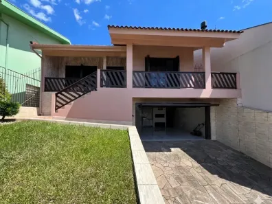 Casa com 3 Quartos à venda, 170m² no Petrópolis, Novo Hamburgo
