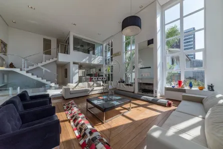 Casa com 3 Quartos à venda, 375m² no Boa Vista, Porto Alegre