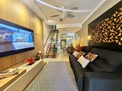 Casa com 2 Quartos à venda, 100m² no Palmeiras, Cabo Frio