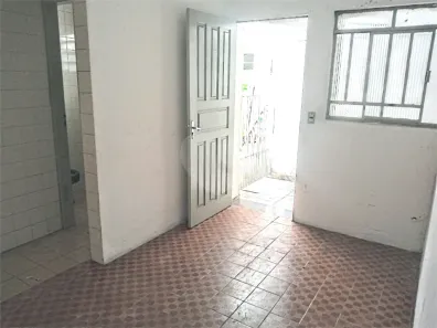 Casa com 3 Quartos à venda, 260m² no Jardim Teresa, São Paulo