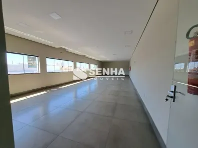 Sala Comercial para alugar, 96m² no Santa Mônica, Uberlândia