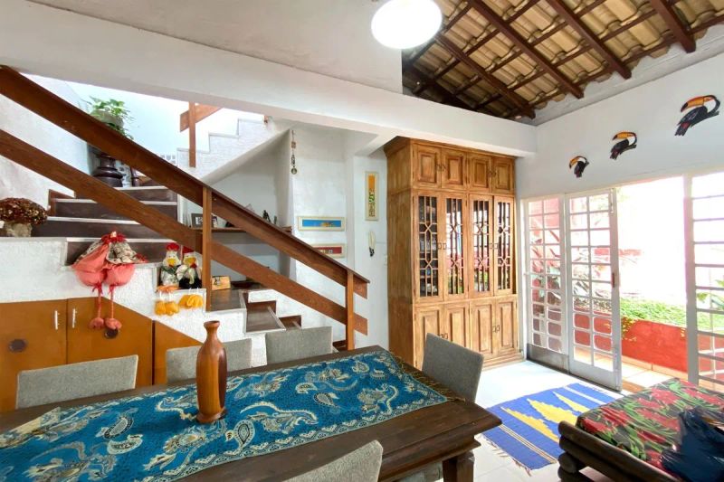 Casa com 3 quartos — Dom Joaquim, Belo Horizonte