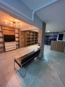 Ponto Comercial à venda, 135m² no Sol e Mar, Macaé
