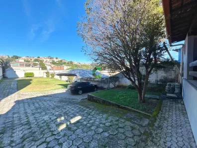 Casa com 3 Quartos à venda, 720m² no Fonte Grande, Contagem