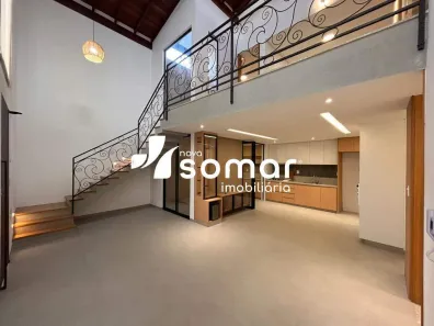 Casa com 3 Quartos para alugar, 200m² no Centro, Divinópolis
