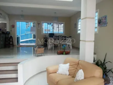 Sobrado com 3 Quartos à venda, 270m² no Jardim Terras de São João, Jacareí