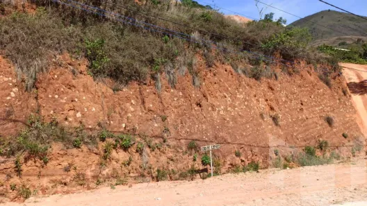Lote/Terreno à venda, 1700m² no Nogueira, Petrópolis