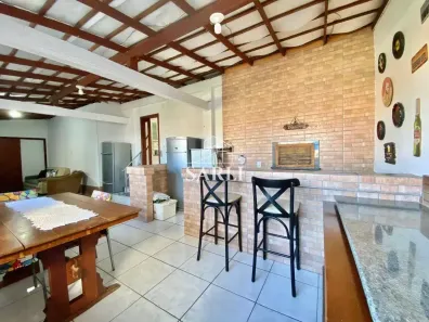 Casa com 4 Quartos à venda, 280m² no Barreiros, São José