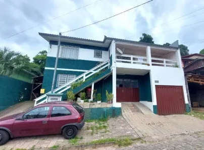 Casa com 5 Quartos à venda, 210m² no Cruzeiro, Caxias do Sul