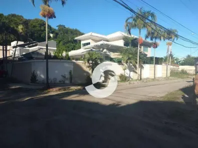 Casa com 4 Quartos à venda, 440m² no Piratininga, Niterói