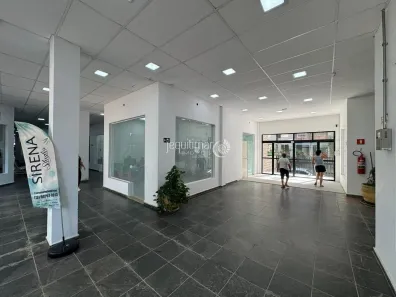 Sala Comercial para alugar, 26m² no Enseada, Guarujá