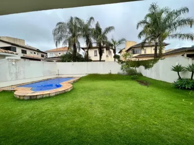 Sobrado com 3 Quartos à venda, 180m² no Jardins Madri, Goiânia