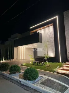 Casa de Condomínio com 3 Quartos à venda, 230m² no Condomínio Residencial Grand Trianon, Anápolis