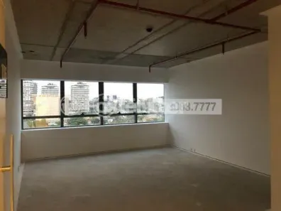 Sala Comercial à venda, 37m² no Chácara das Pedras, Porto Alegre