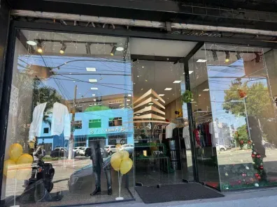 Prédio Comercial à venda, 365m² no Taboão, Diadema