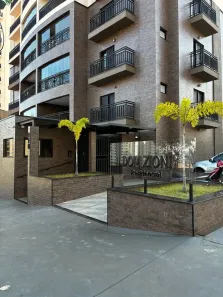 Apartamento com 3 Quartos para alugar, 130m² no Centro, Botucatu