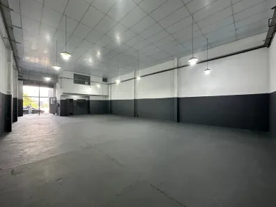 Galpão/Depósito/Armazém para alugar, 314m² no Vila Carlina, Mauá