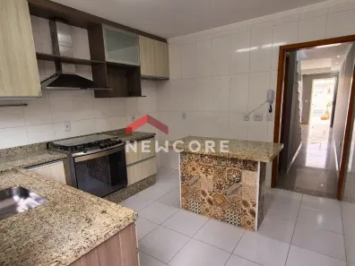 Sobrado com 3 Quartos à venda, 118m² no Vila Pedra Branca, São Paulo