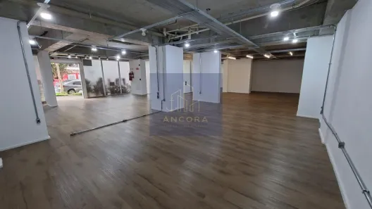 Ponto Comercial para alugar, 195m² no Pinheiros, São Paulo