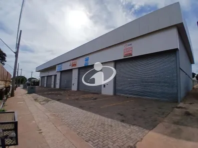 Galpão/Depósito/Armazém para alugar, 200m² no Segismundo Pereira, Uberlândia