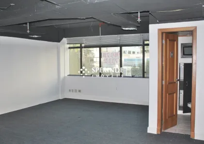 Sala Comercial para alugar, 45m² no Auxiliadora, Porto Alegre